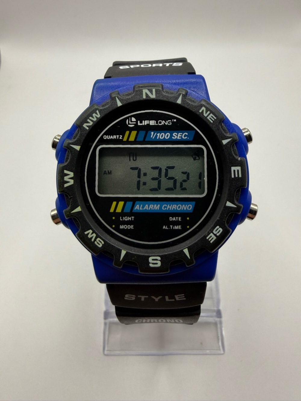 Lifelong Sports Style Digital Watch Alarm Chrono 1/100 Sec. Blue & Black - Picture 4 of 9